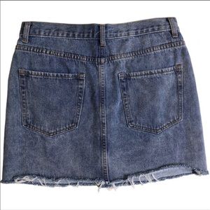 Forever 21 Skirts - Forever 21 blue denim-faded wash mini skirt. Forever 21 Skirts - Forever 21 blue denim-faded wash mini skirt.